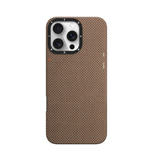 Apple iPhone 16 Pro Max Kılıf M-safe Şarj Özellikli Aramid Fiber Youngkit 1500D Kevlar Extreme Wing Titanyum-Gold Serisi Kapak