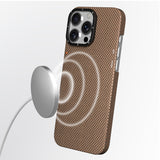 Apple iPhone 16 Pro Kılıf M-safe Şarj Özellikli Aramid Fiber Youngkit 1500D Kevlar Extreme Wing Titanyum-Gold Serisi Kapak